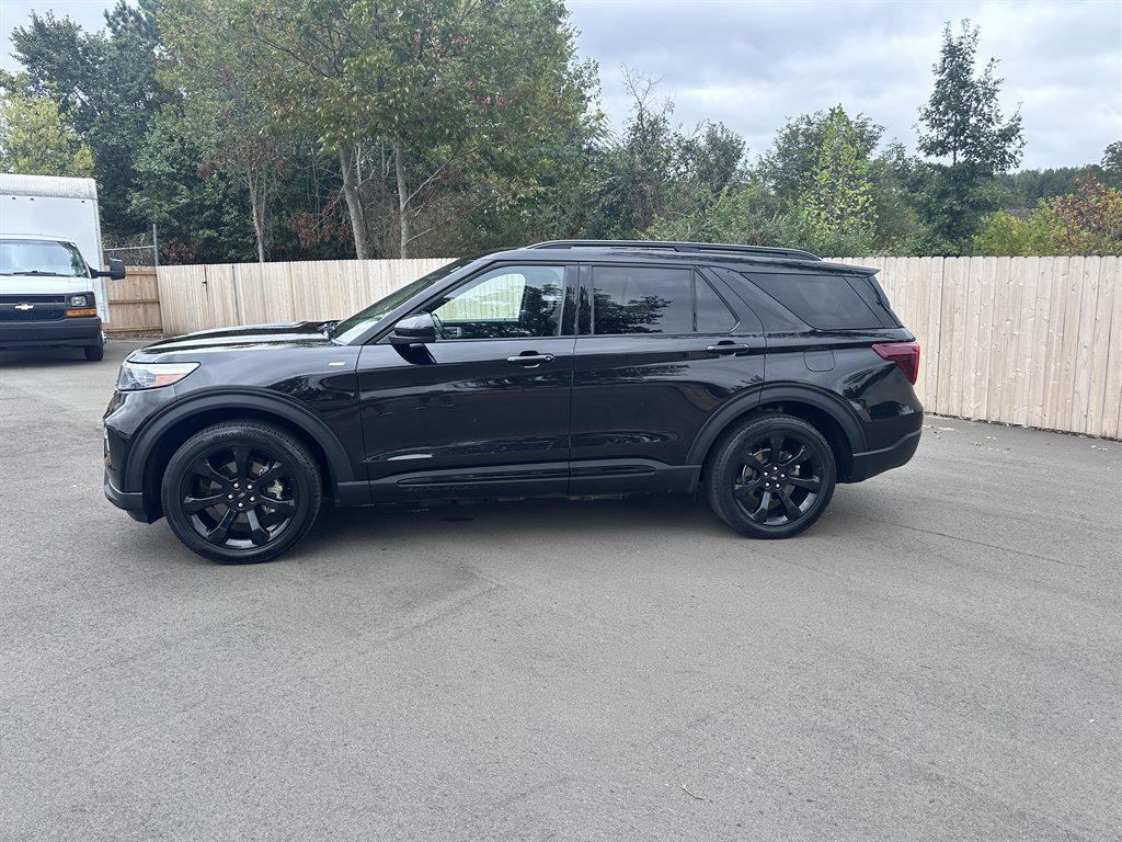 2022 Ford Explorer - $20,500