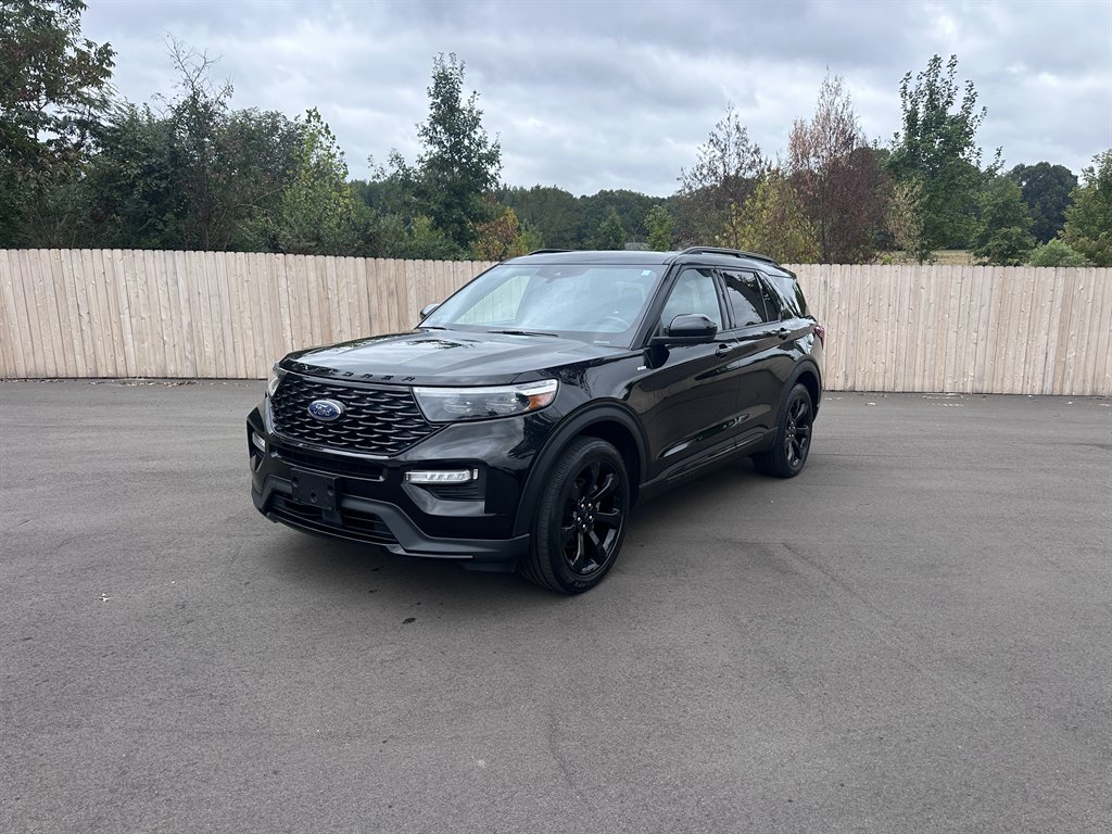 2022 Ford Explorer - $20,500