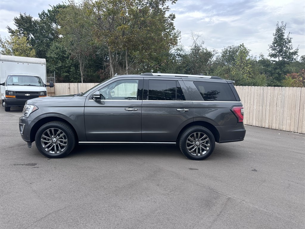 2021 Ford Expedition - $25,950