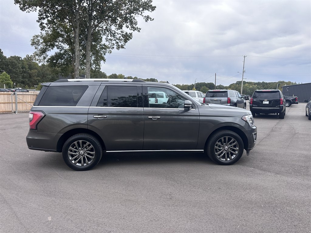 2021 Ford Expedition - $25,950