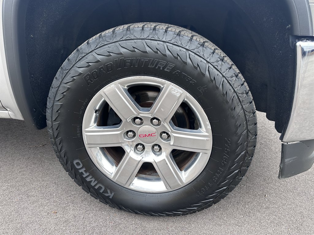 2017 GMC Sierra 1500 - $13,500