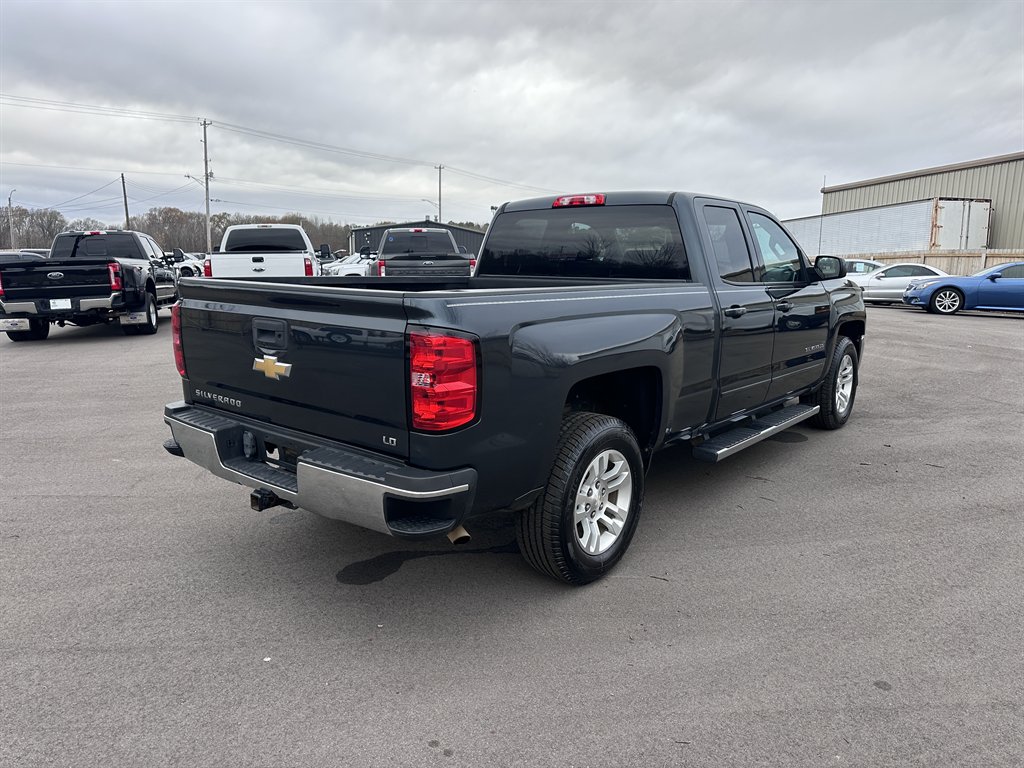 2019 Chevrolet Silverado Ld - $21,950