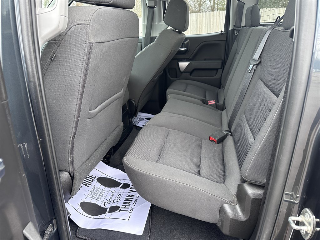 2019 Chevrolet Silverado Ld - $21,950