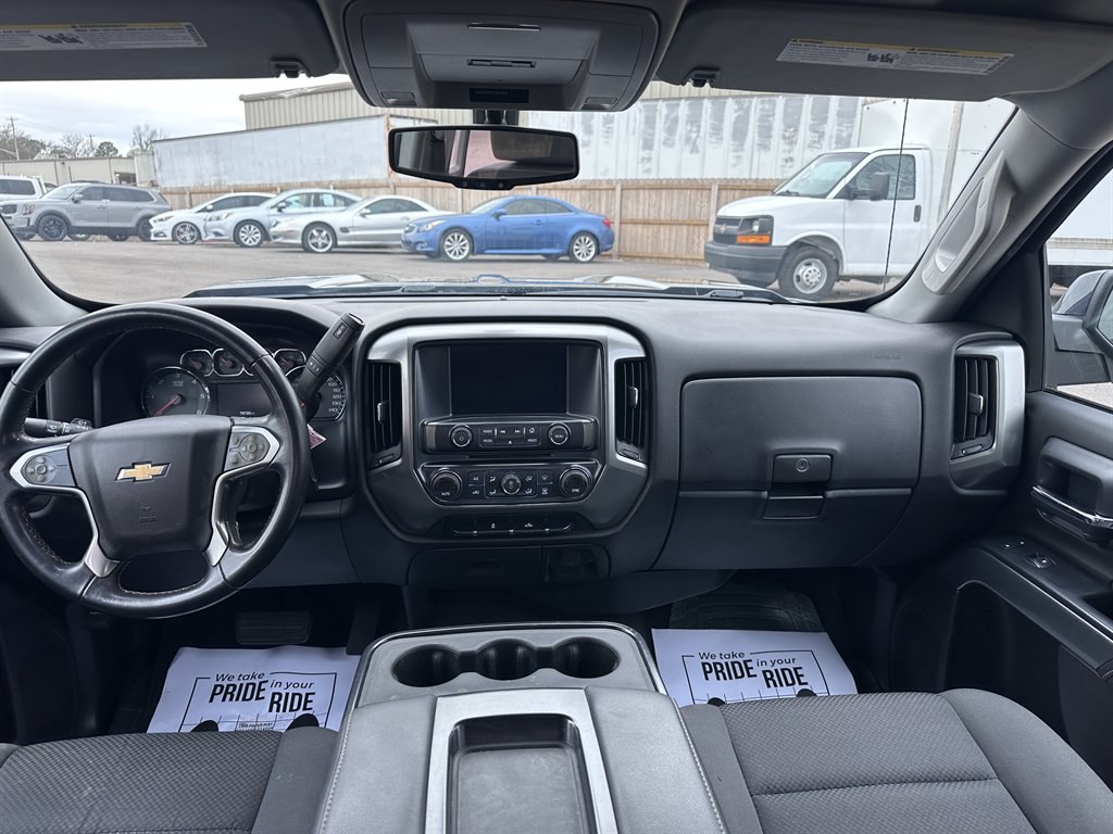 2019 Chevrolet Silverado Ld - $21,950