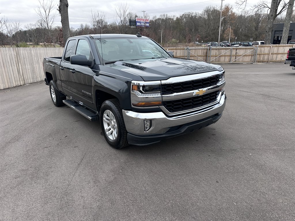 2019 Chevrolet Silverado Ld - $21,950