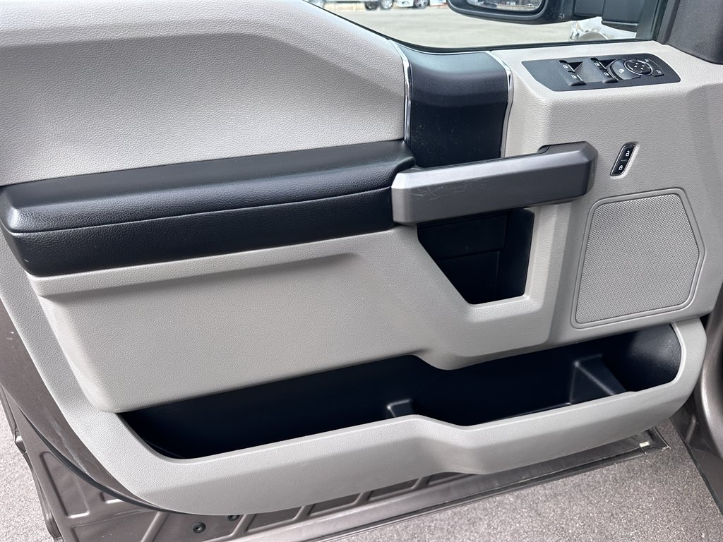 2020 Ford F-150 - $22,500