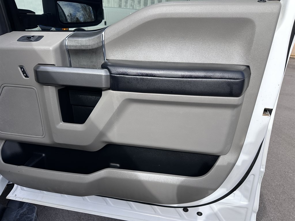 2020 Ford F-250 Super Duty - $28,000