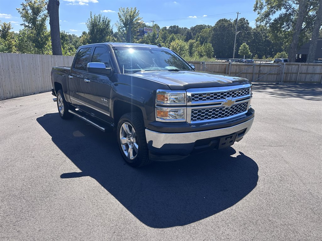 2014 Chevrolet Silverado - $18,950