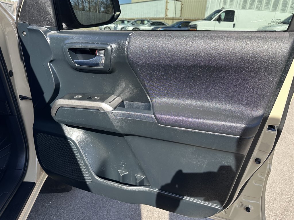 2017 Toyota Tacoma - $31,500