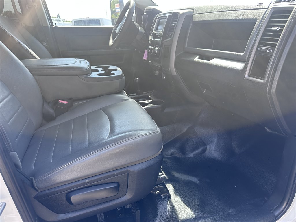2014 Ram 3500 - $27,500