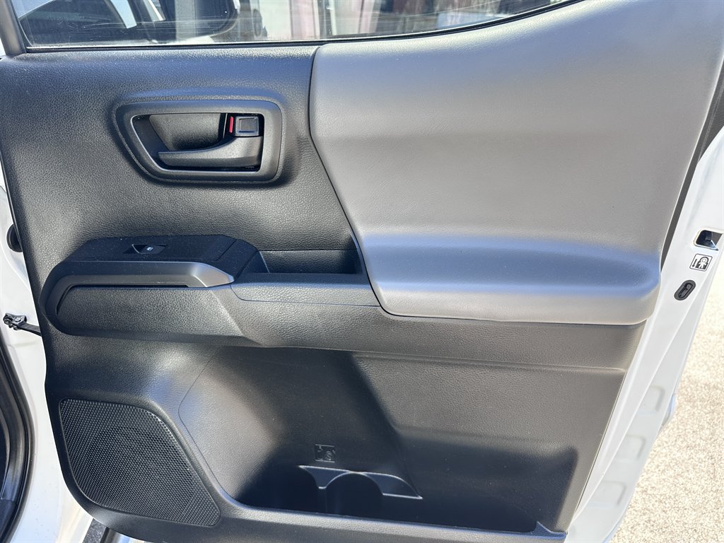 2017 Toyota Tacoma - $26,500