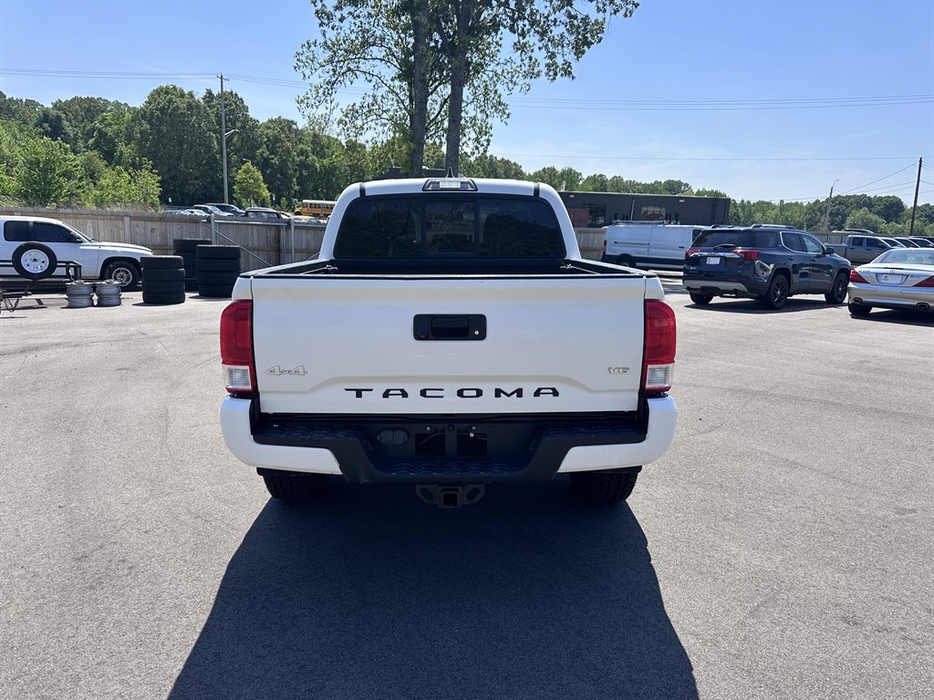 2017 Toyota Tacoma - $26,500