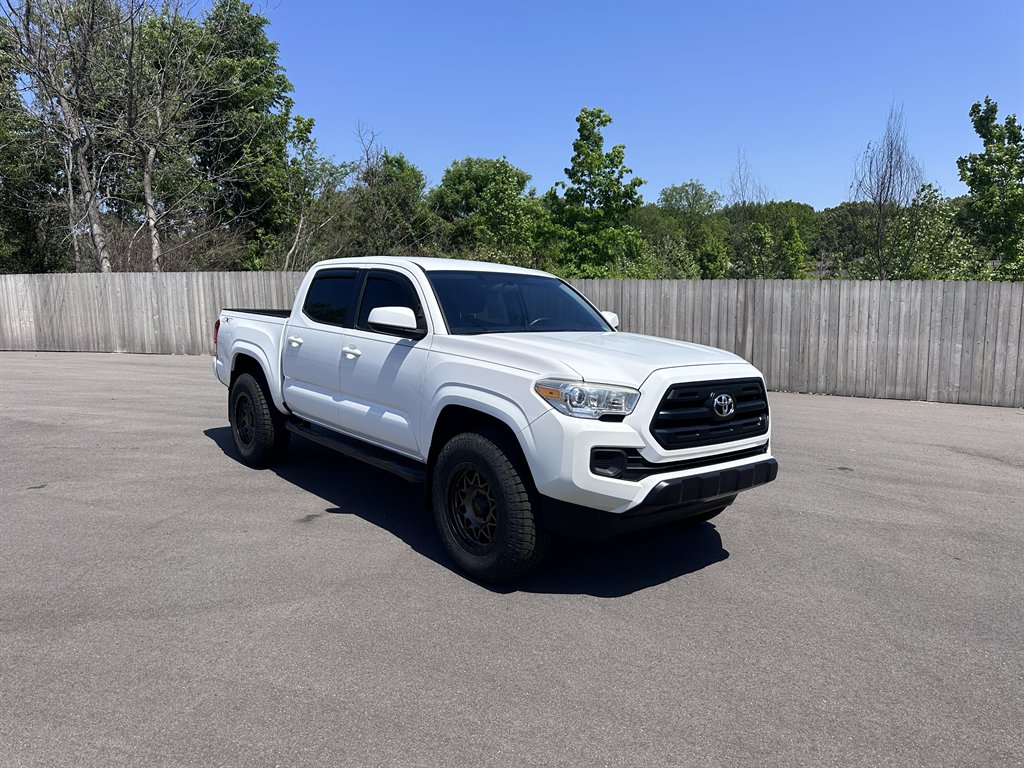 2017 Toyota Tacoma - $26,500