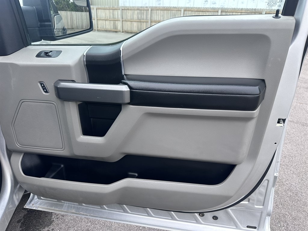 2018 Ford F-150 - $22,950