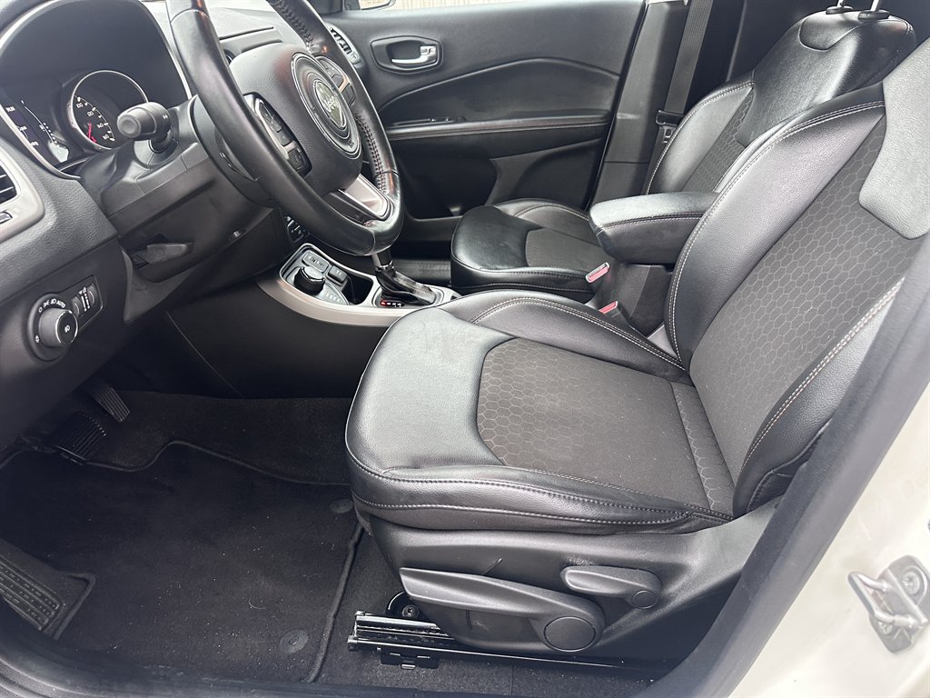 2020 Jeep Compass - $19,500
