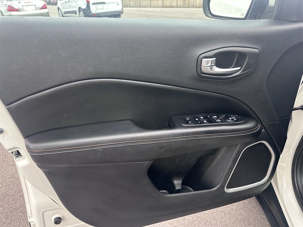 2020 Jeep Compass - $19,500