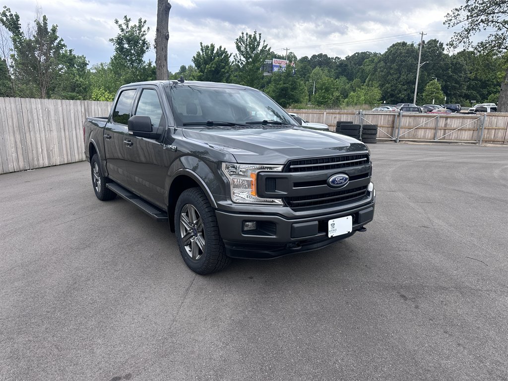 2020 Ford F150 - $26,950