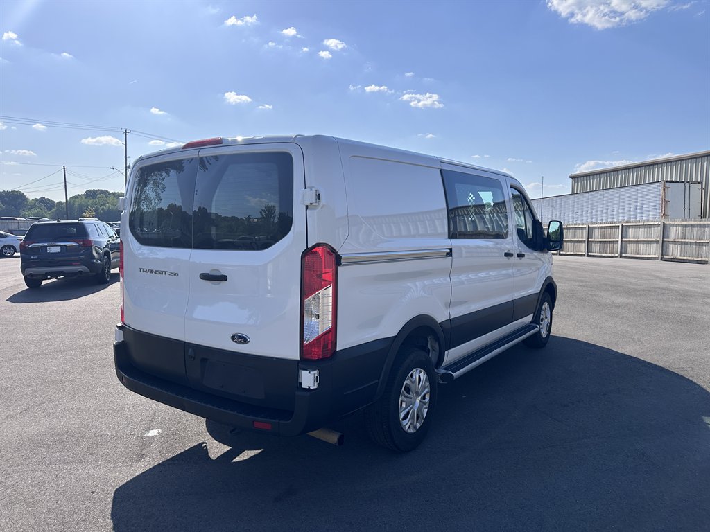 2024 Ford T250 Vans - $37,950