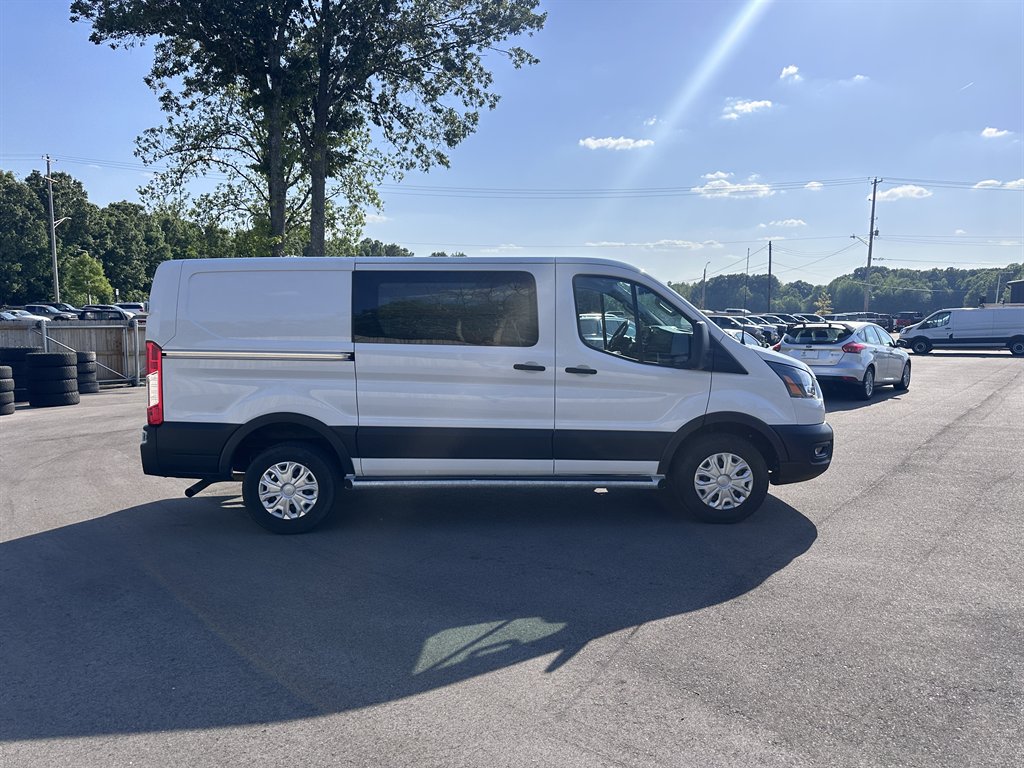 2024 Ford T250 Vans - $37,950