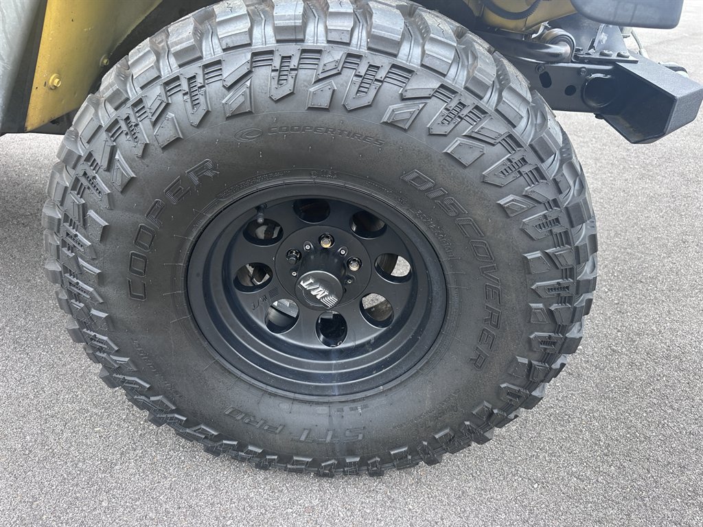 2005 Jeep Wrangler - $15,950