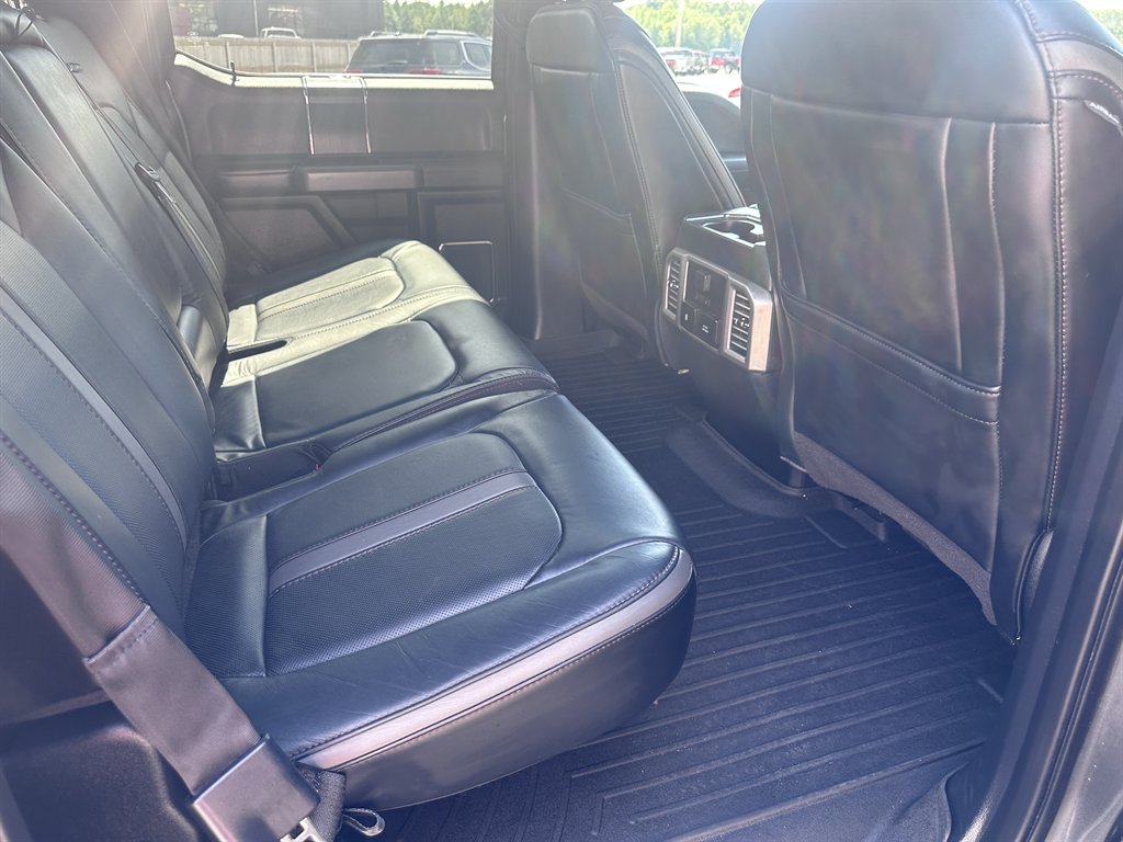 2020 Ford F150 - $31,900