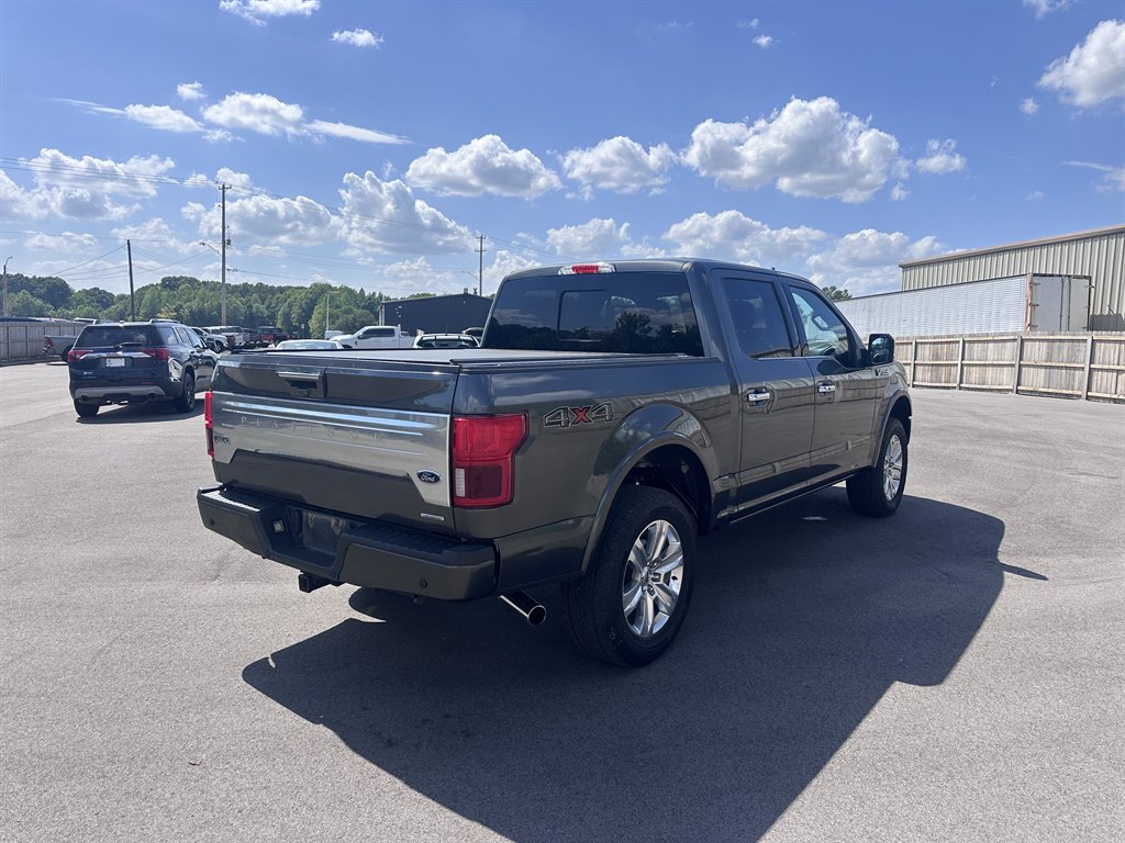 2020 Ford F150 - $31,900
