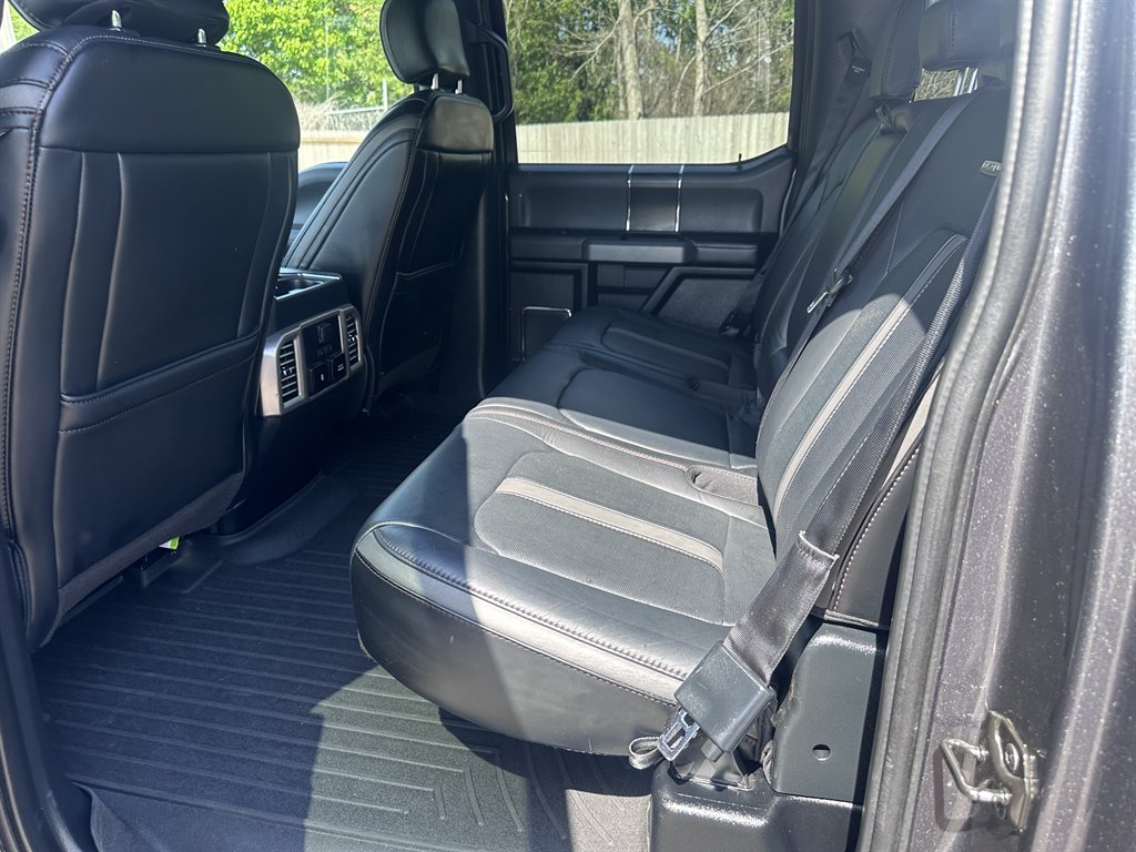 2020 Ford F150 - $31,900