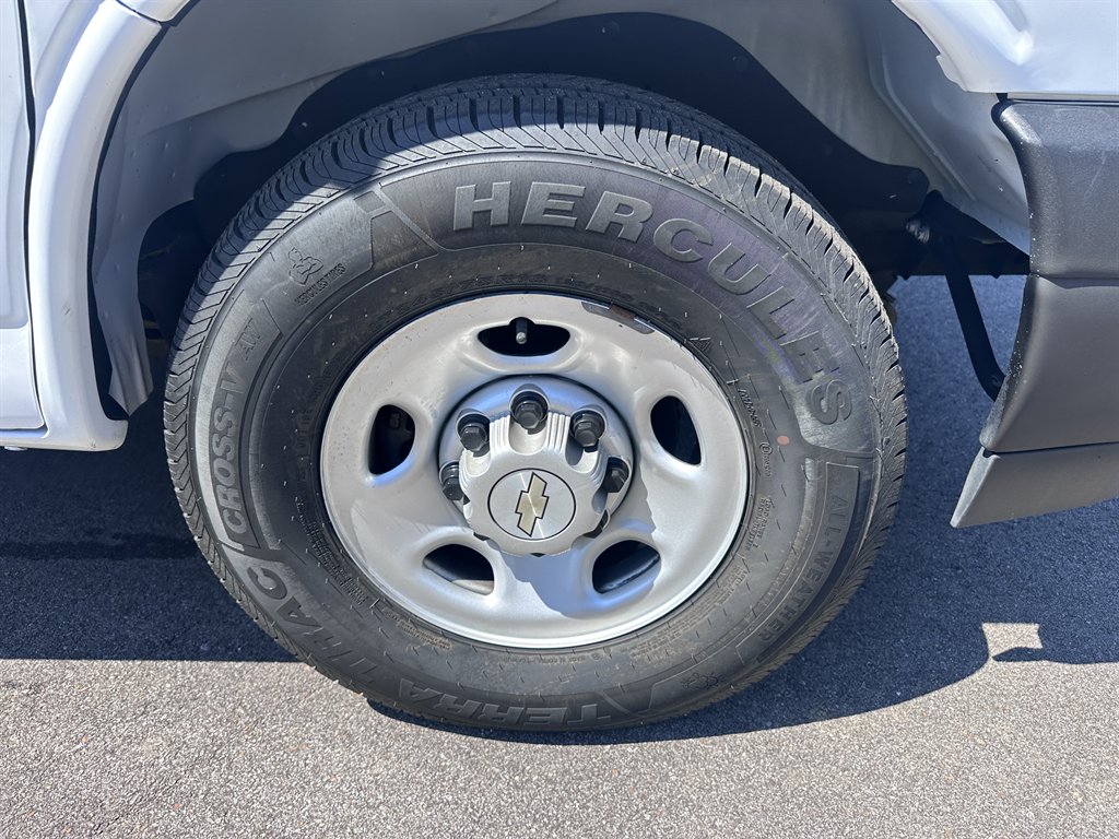 2022 Chevrolet Express - $21,500