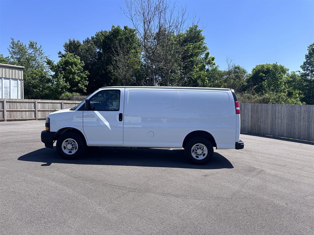 2022 Chevrolet Express - $21,500
