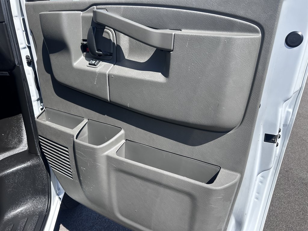 2022 Chevrolet Express - $21,500