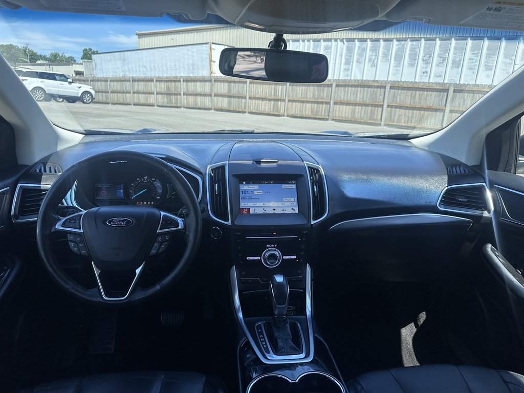 2017 Ford Edge - $12,500
