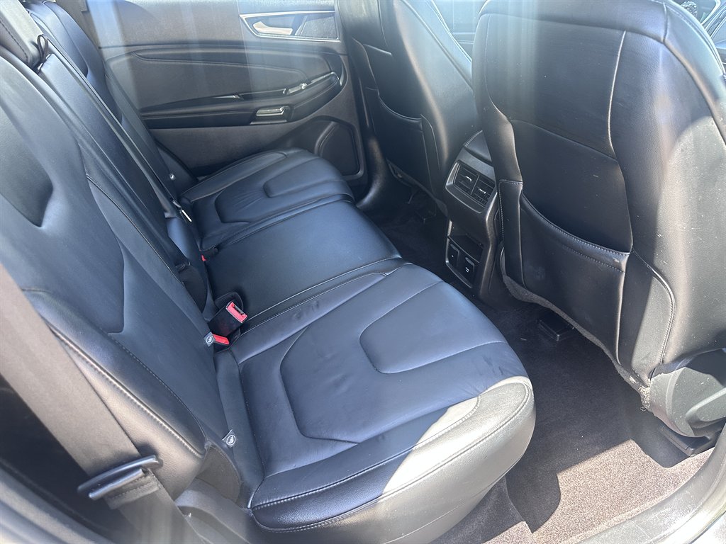2017 Ford Edge - $12,500