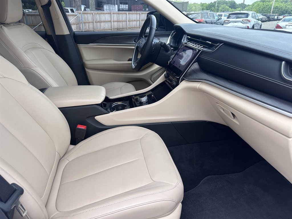 2021 Jeep Cherokee - $22,950