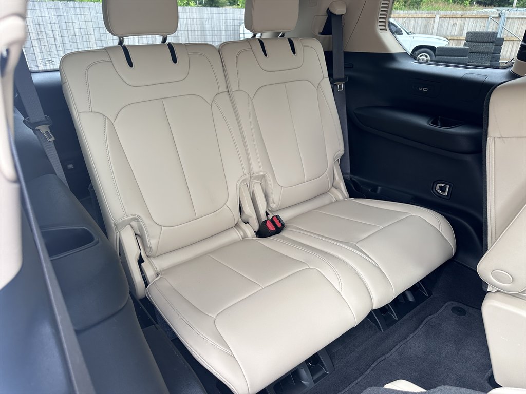 2021 Jeep Cherokee - $22,950