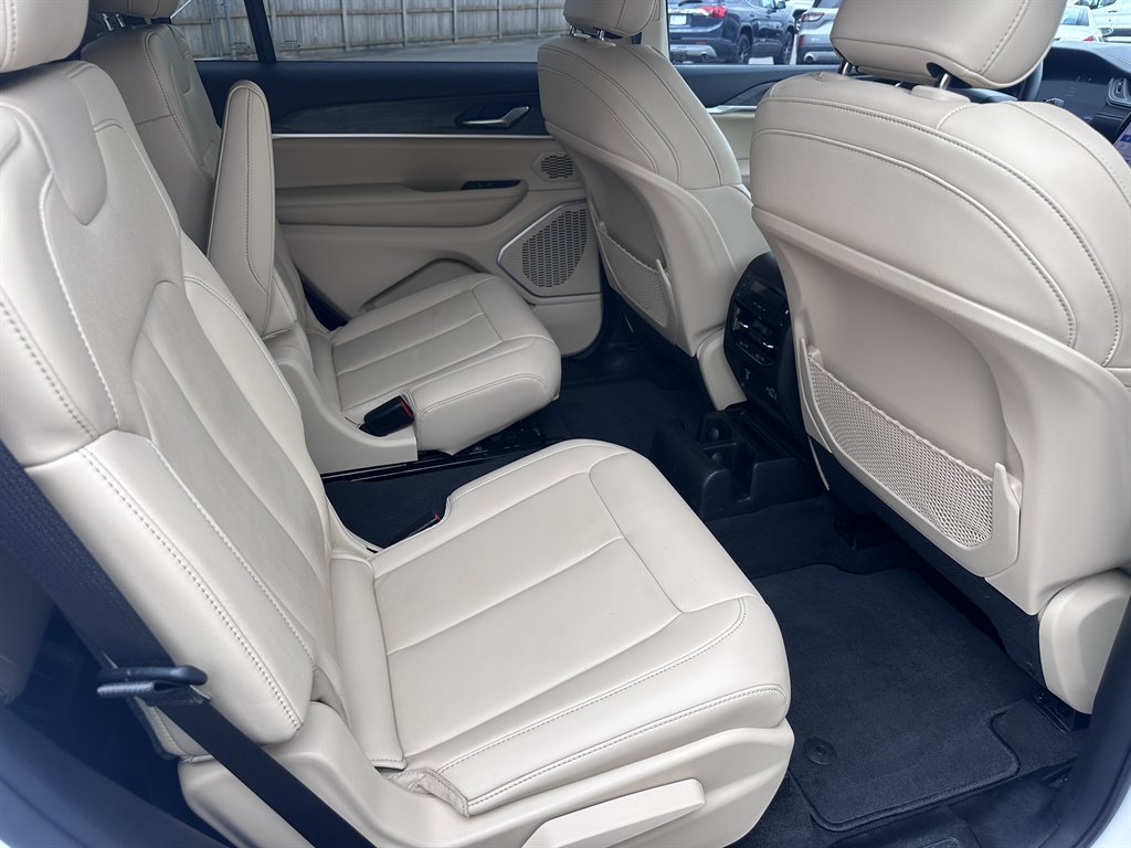 2021 Jeep Cherokee - $22,950