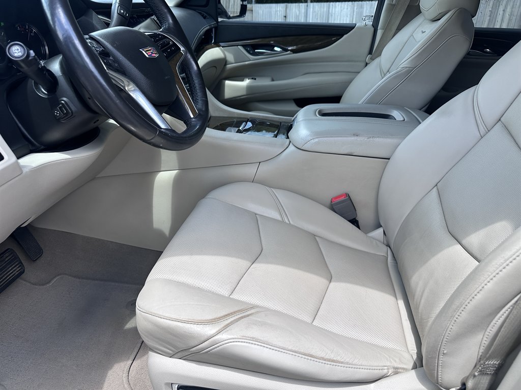2020 Cadillac Escalade - $36,950