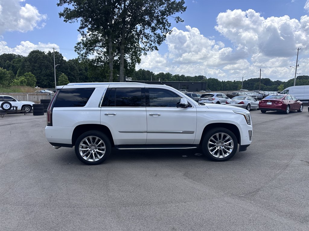 2020 Cadillac Escalade - $36,950