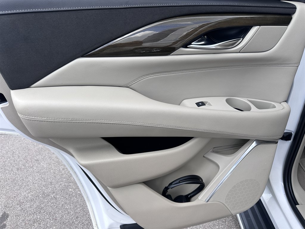 2020 Cadillac Escalade - $36,950