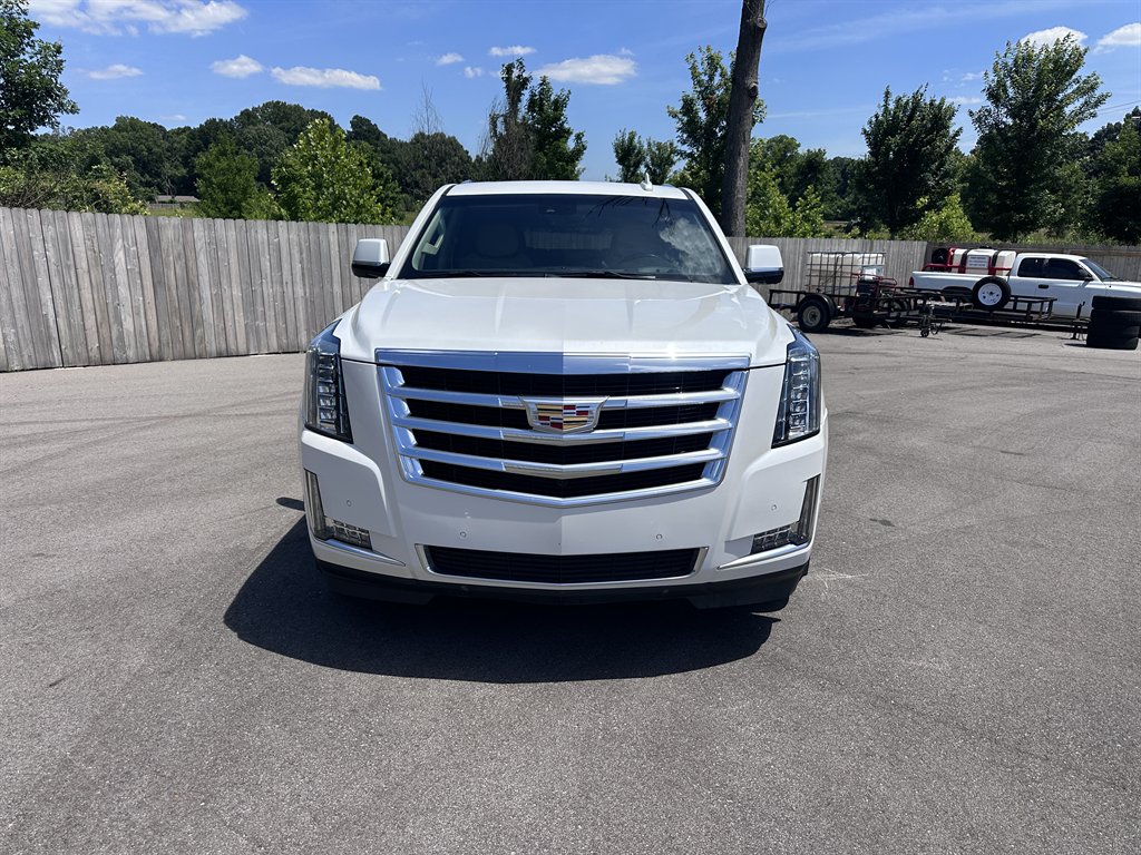 2020 Cadillac Escalade - $41,950