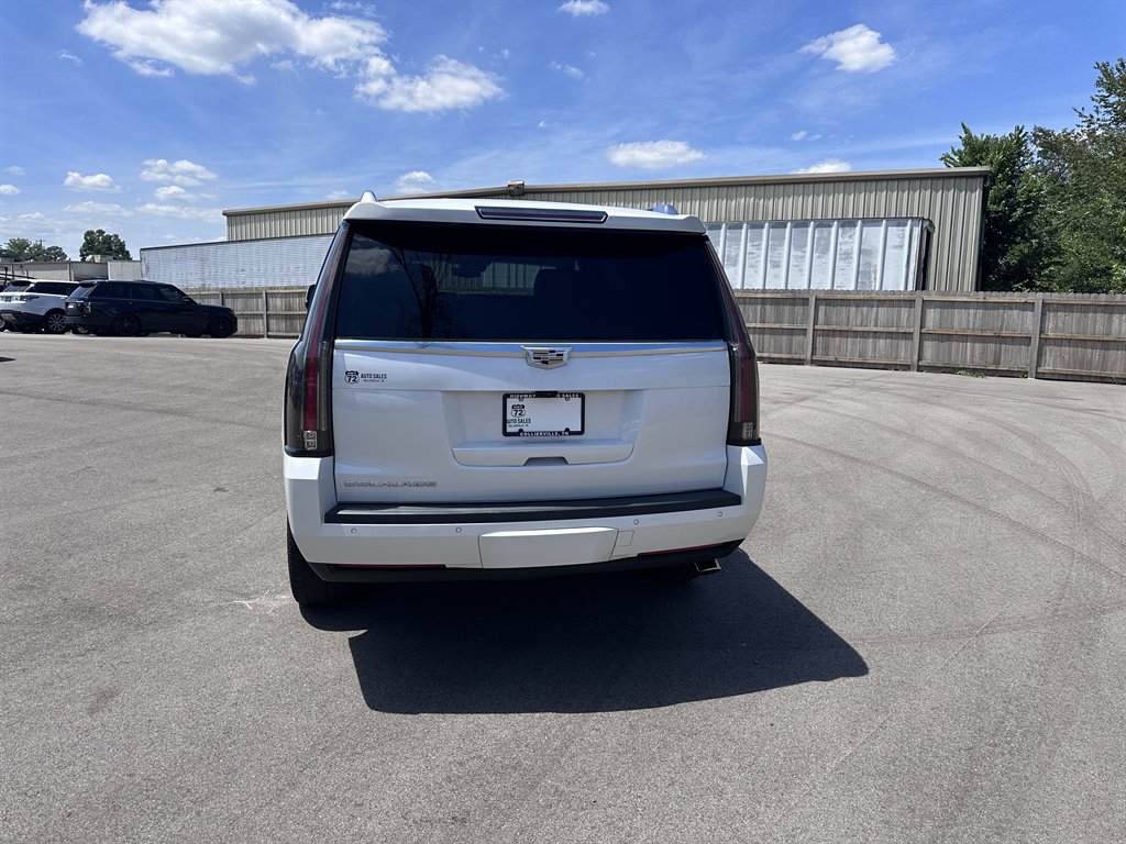 2020 Cadillac Escalade - $41,950