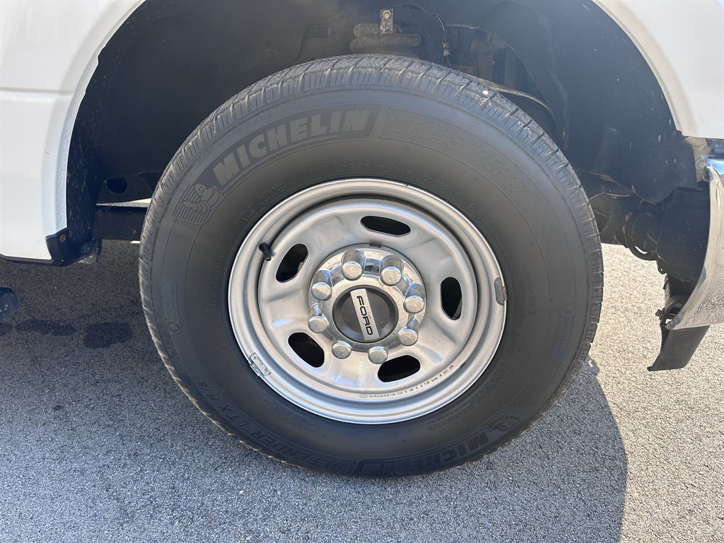 2019 Ford F350 - $42,950