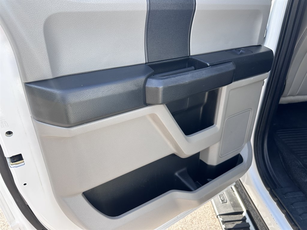 2019 Ford F350 - $42,950