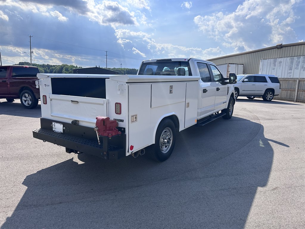 2019 Ford F350 - $42,950