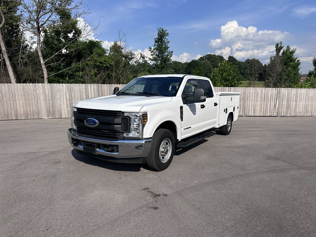 2019 Ford F350 - $42,950