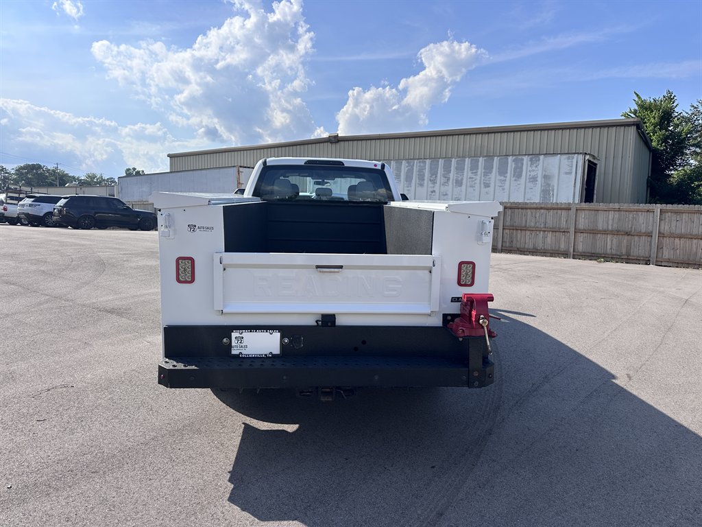 2019 Ford F350 - $42,950