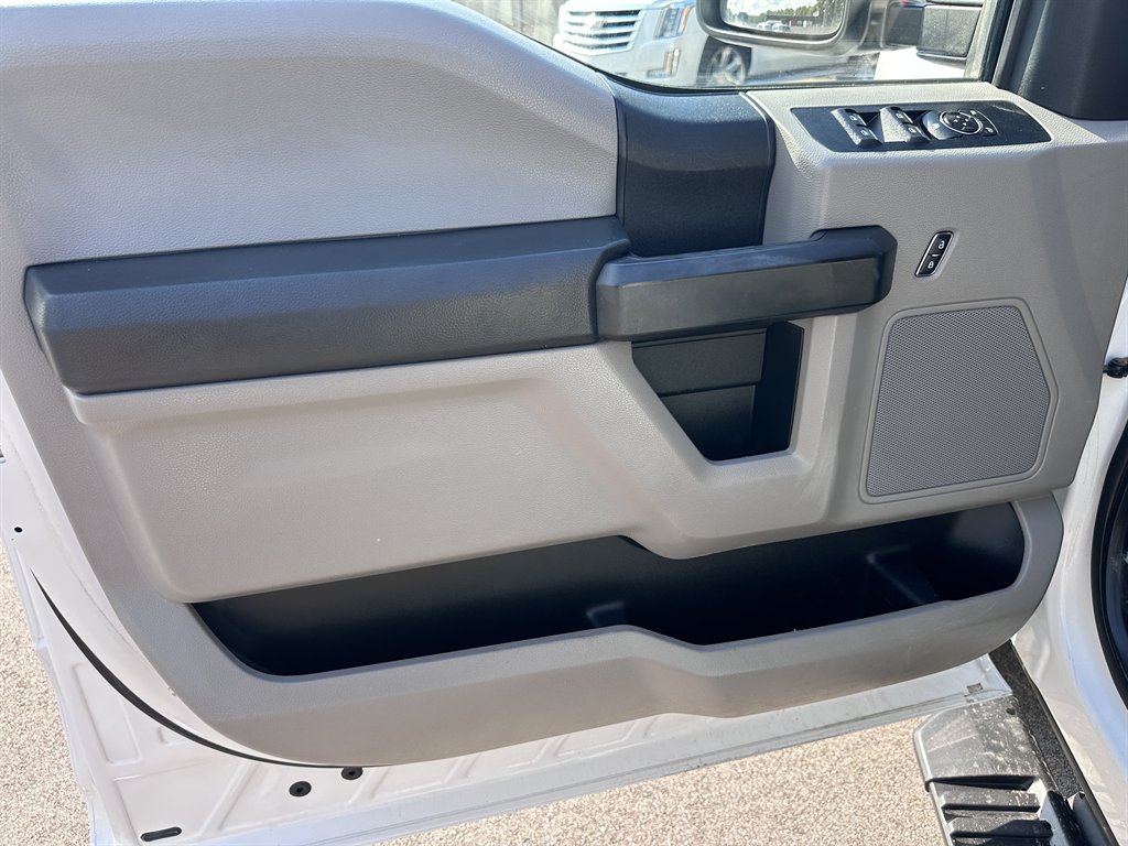 2019 Ford F350 - $42,950