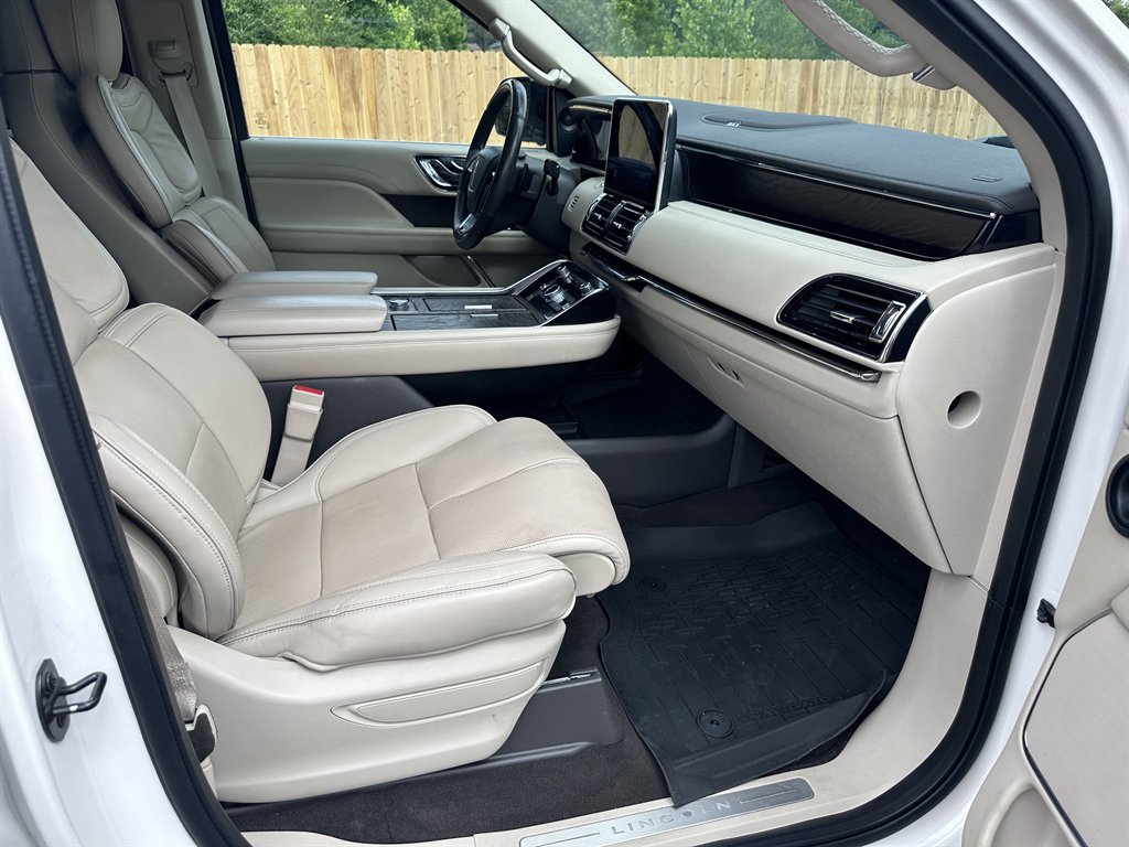 2019 Lincoln Navigator Reserve photo