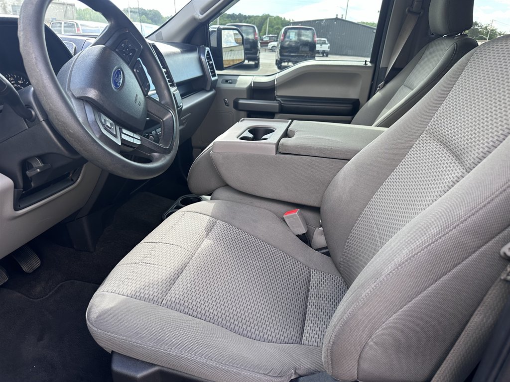 2019 Ford F150 XLT photo
