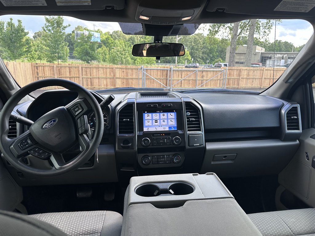 2019 Ford F150 XLT photo