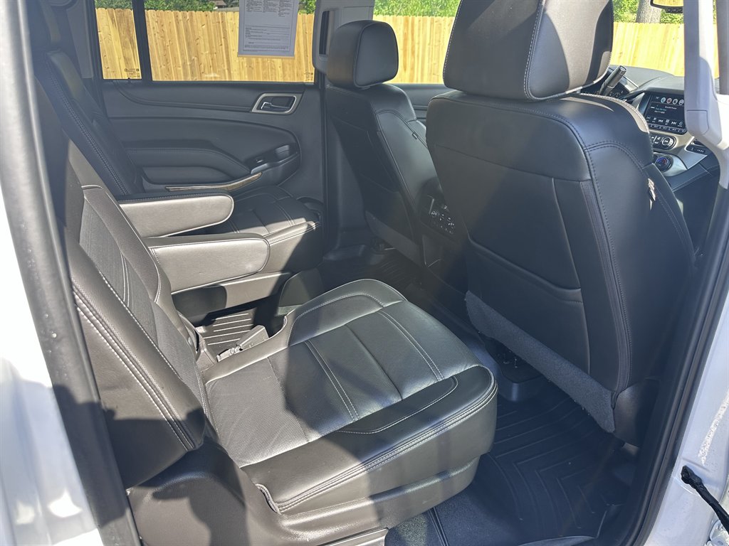 2017 GMC Yukon XL 1500 Denali photo